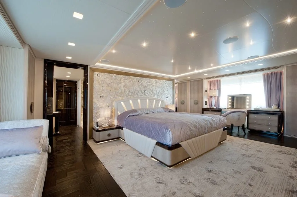 SCORPION - photo 18 yacht charter Monaco