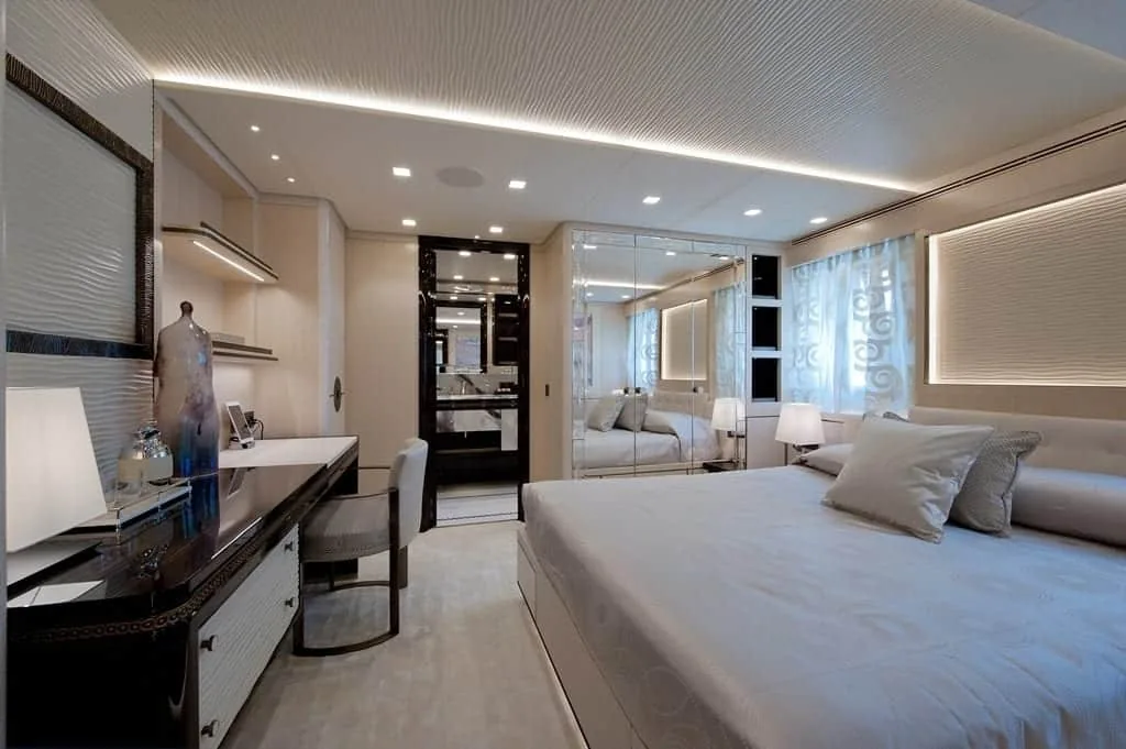 SCORPION - photo 22 yacht charter Monaco