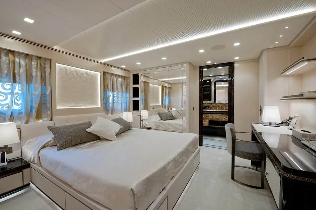 SCORPION - photo 24 yacht charter Monaco