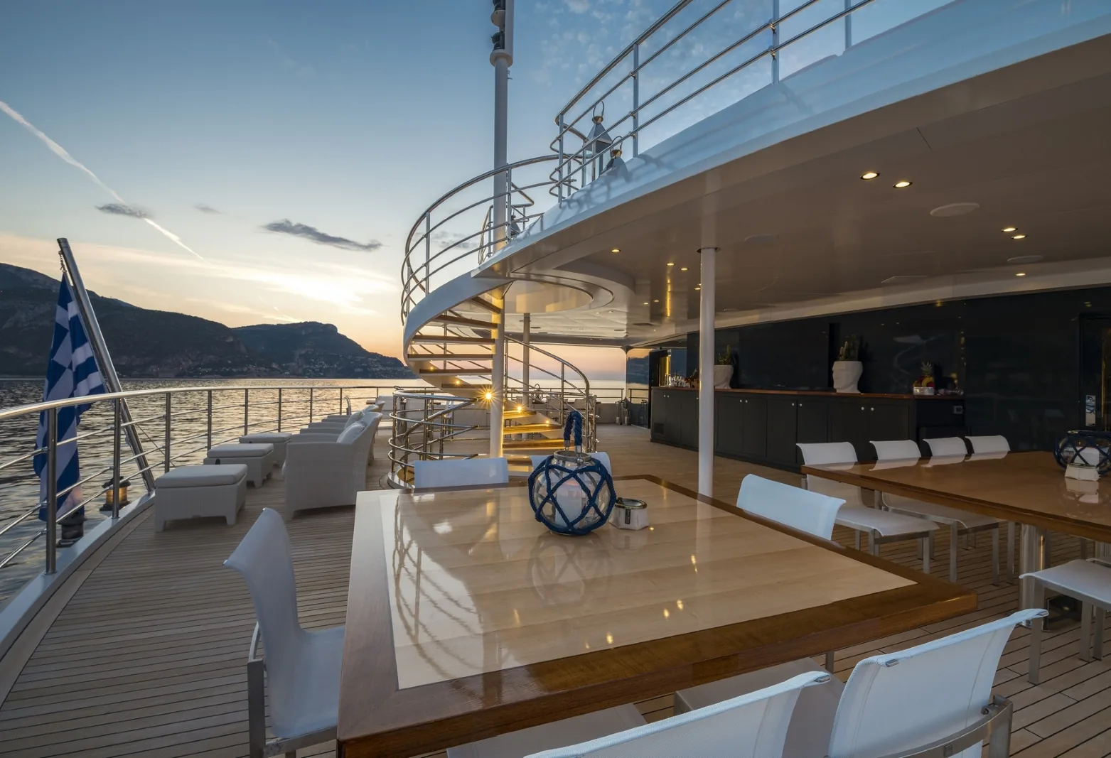 SERENITY - photo 8 yacht charter Monaco