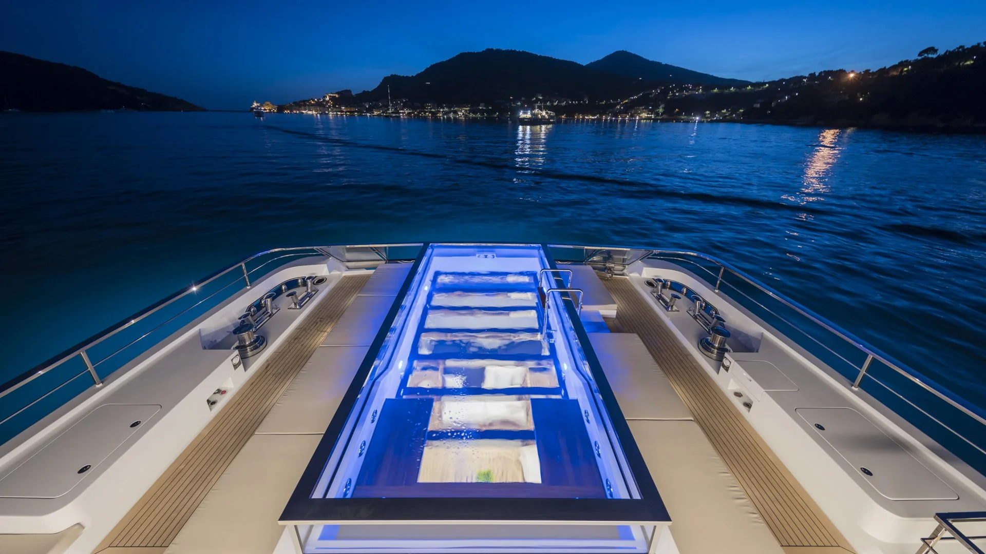 SEVEN SINS - photo 4 yacht charter Monaco