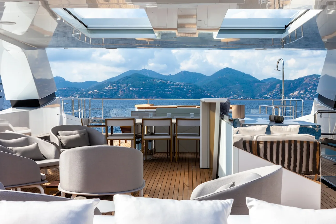 SILVER FOX - photo 10 yacht charter Monaco