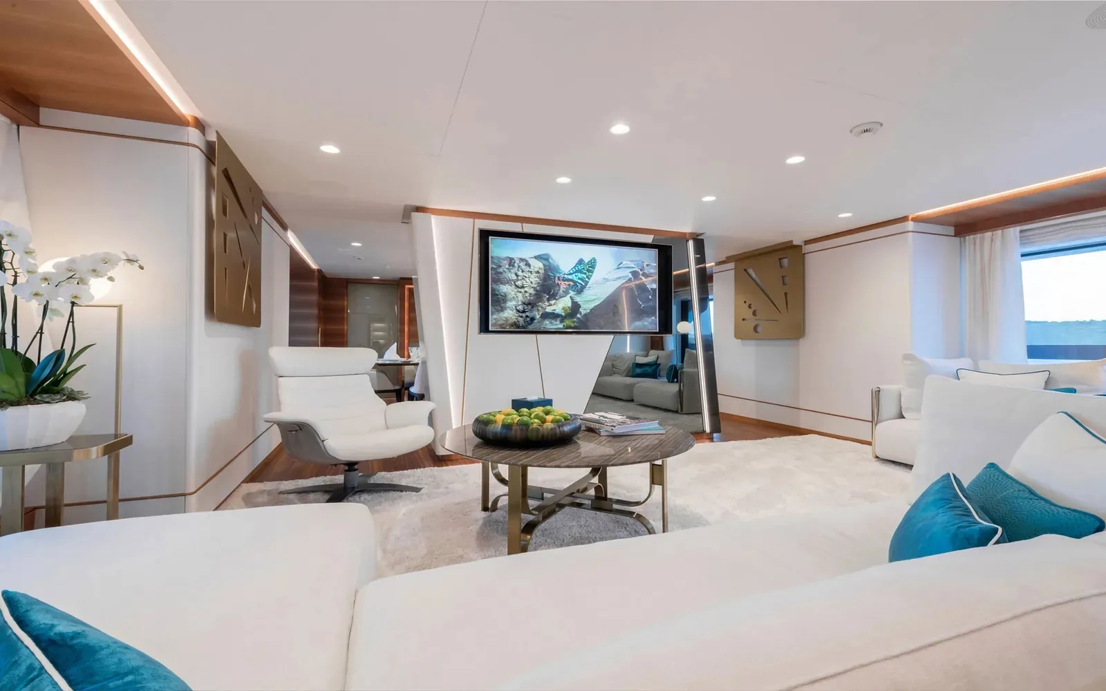 SILVER FOX - photo 18 yacht charter Monaco