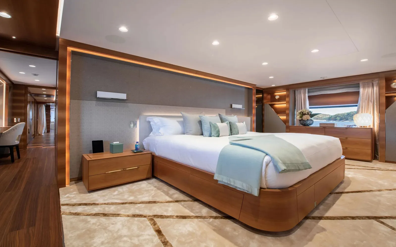 SILVER FOX - photo 25 yacht charter Monaco