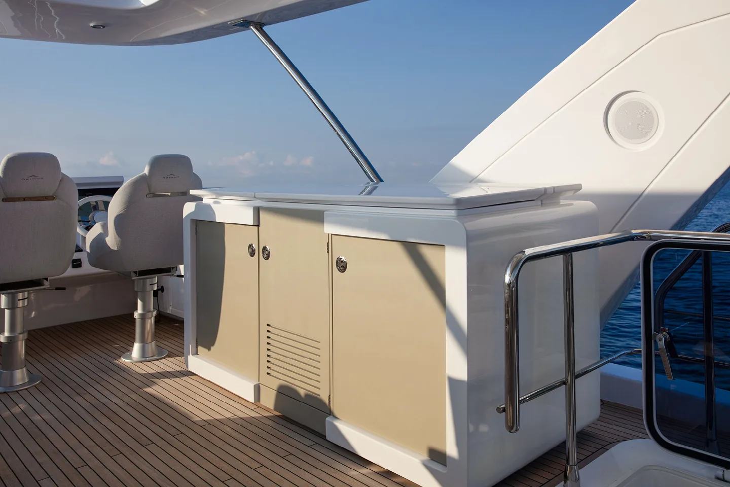 SOLSTICE - photo 19 yacht charter Monaco