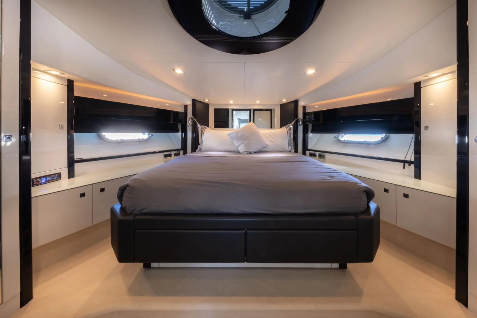 STAR OF SEVEN SEAS - photo 15 yacht charter Monaco