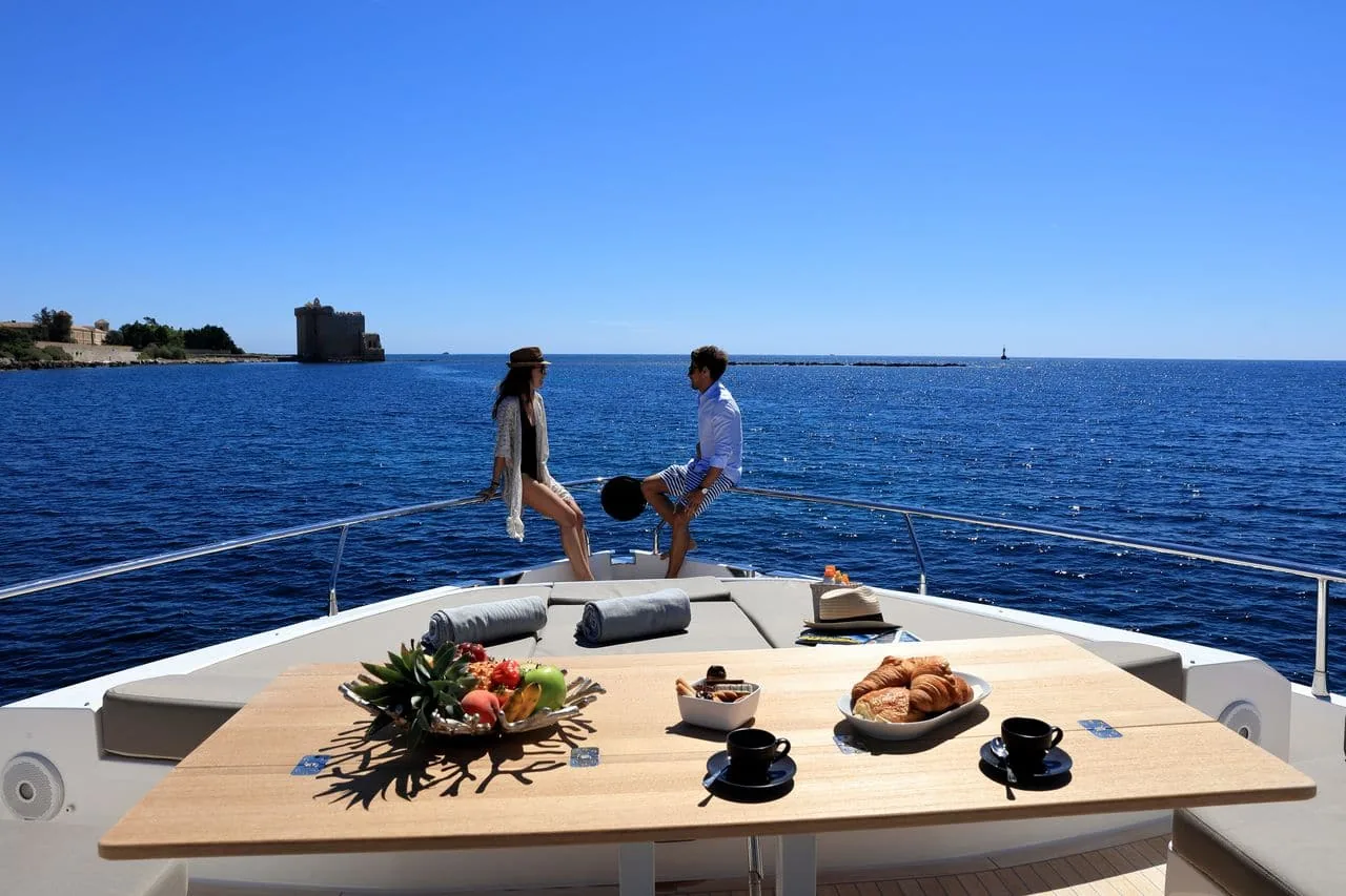 SUMMER BREEZE - photo 8 yacht charter Monaco