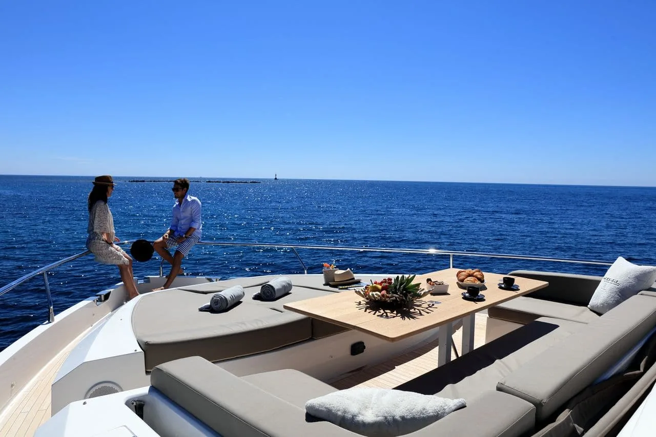 SUMMER BREEZE - photo 9 yacht charter Monaco