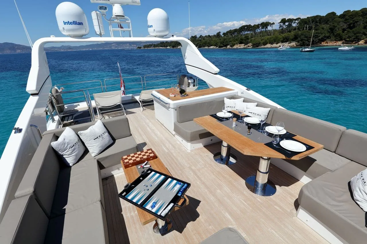 SUMMER BREEZE - photo 12 yacht charter Monaco