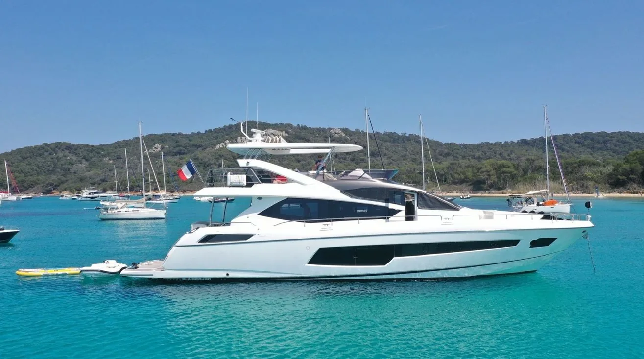 SUNSEEKER 75 - photo 3 yacht charter Monaco