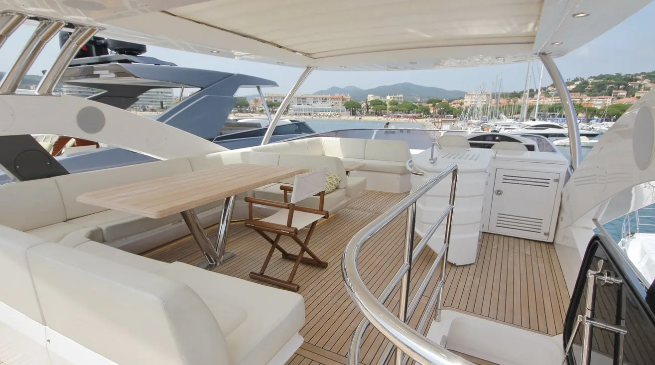 SUNSEEKER 75 - photo 7 yacht charter Monaco
