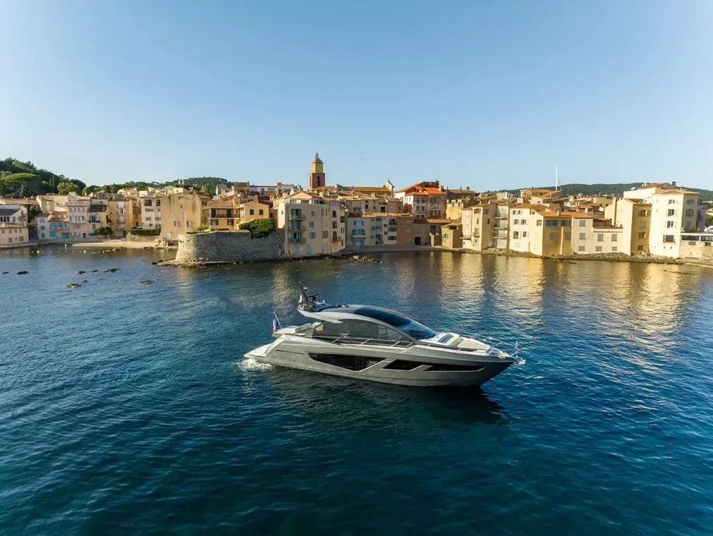 SUNSEEKER PREDATOR 65 - photo 2 yacht charter Monaco