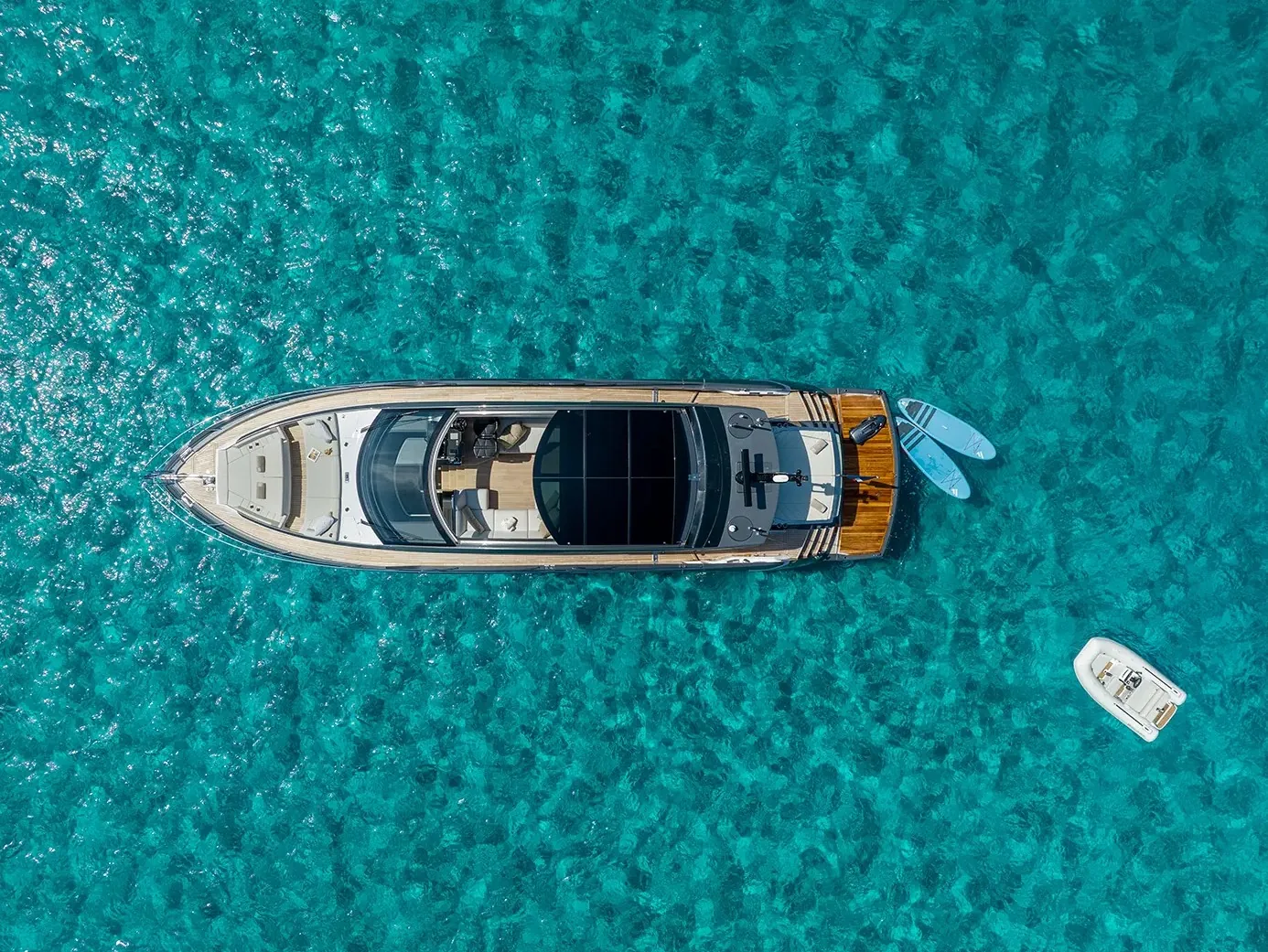 SUNSEEKER PREDATOR 65 - photo 4 yacht charter Monaco