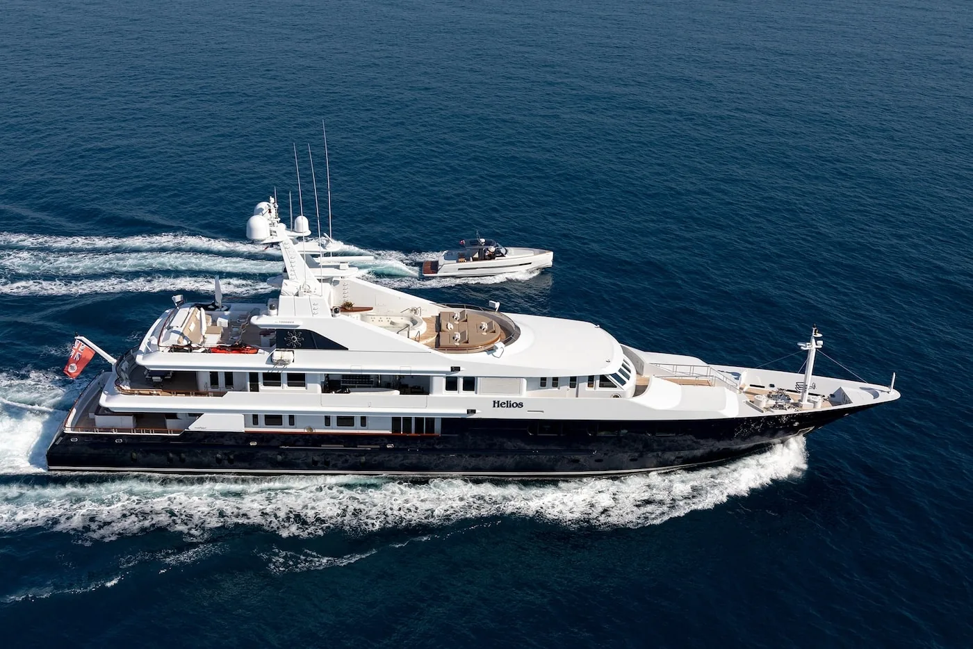TREEHOUSE - photo 5 yacht charter Monaco