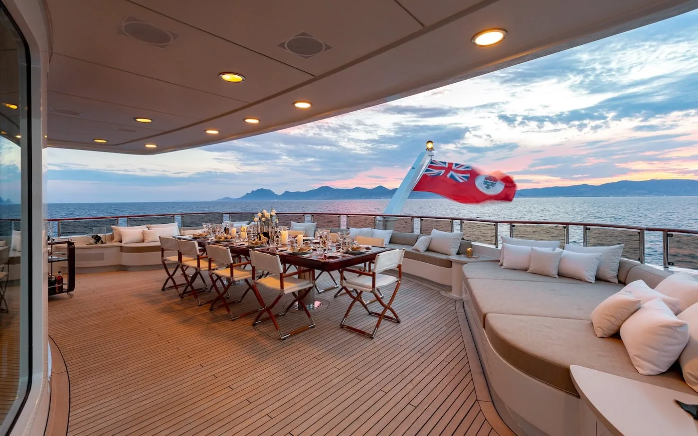TREEHOUSE - photo 10 yacht charter Monaco