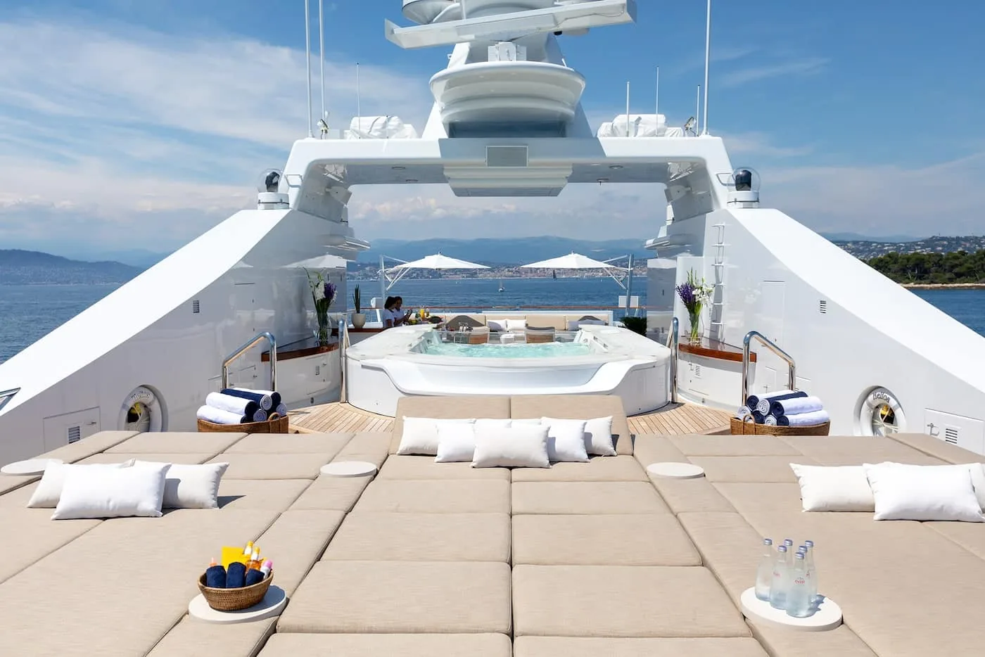 TREEHOUSE - photo 13 yacht charter Monaco