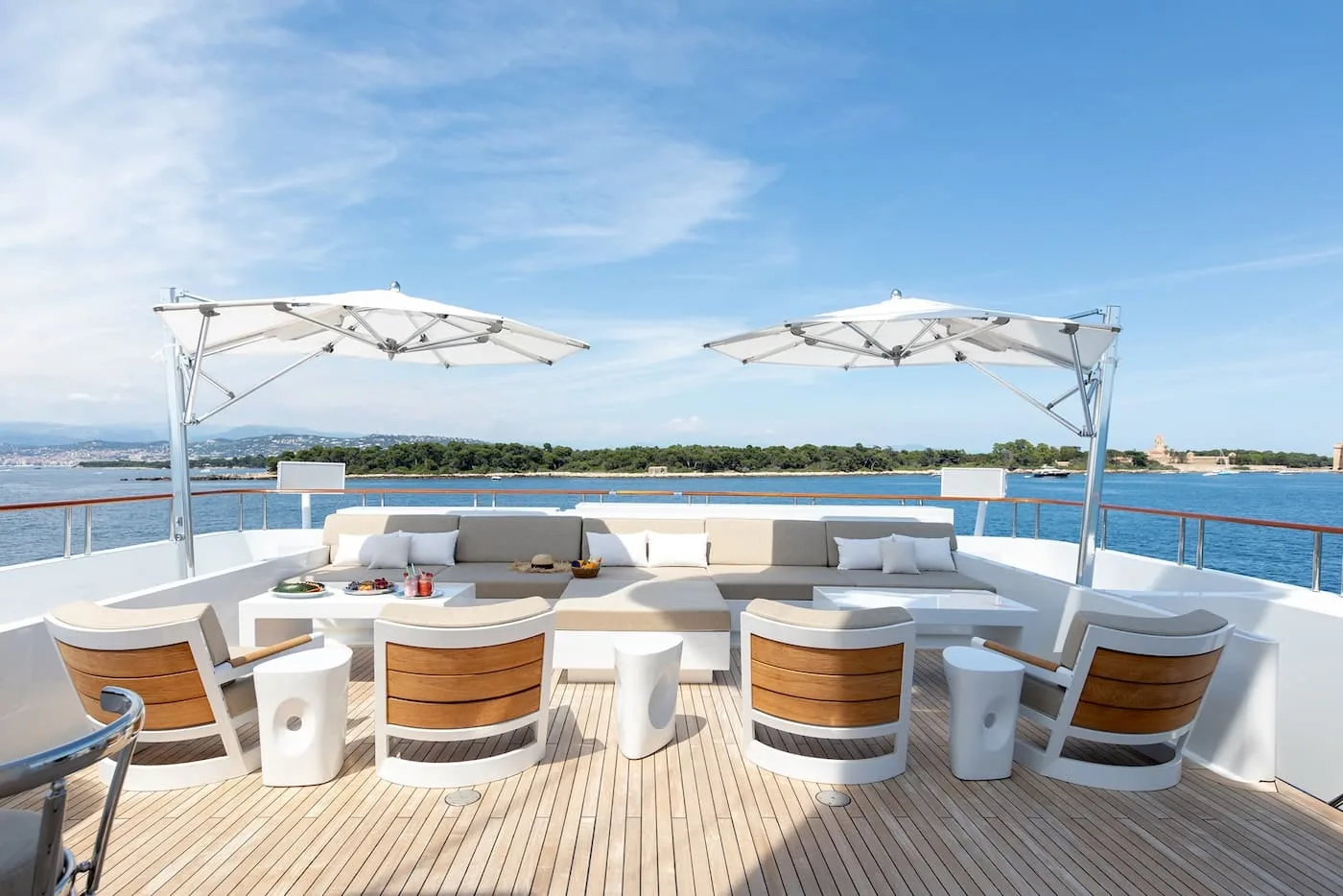 TREEHOUSE - photo 15 yacht charter Monaco