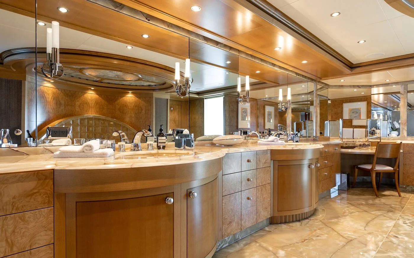 TREEHOUSE - photo 30 yacht charter Monaco