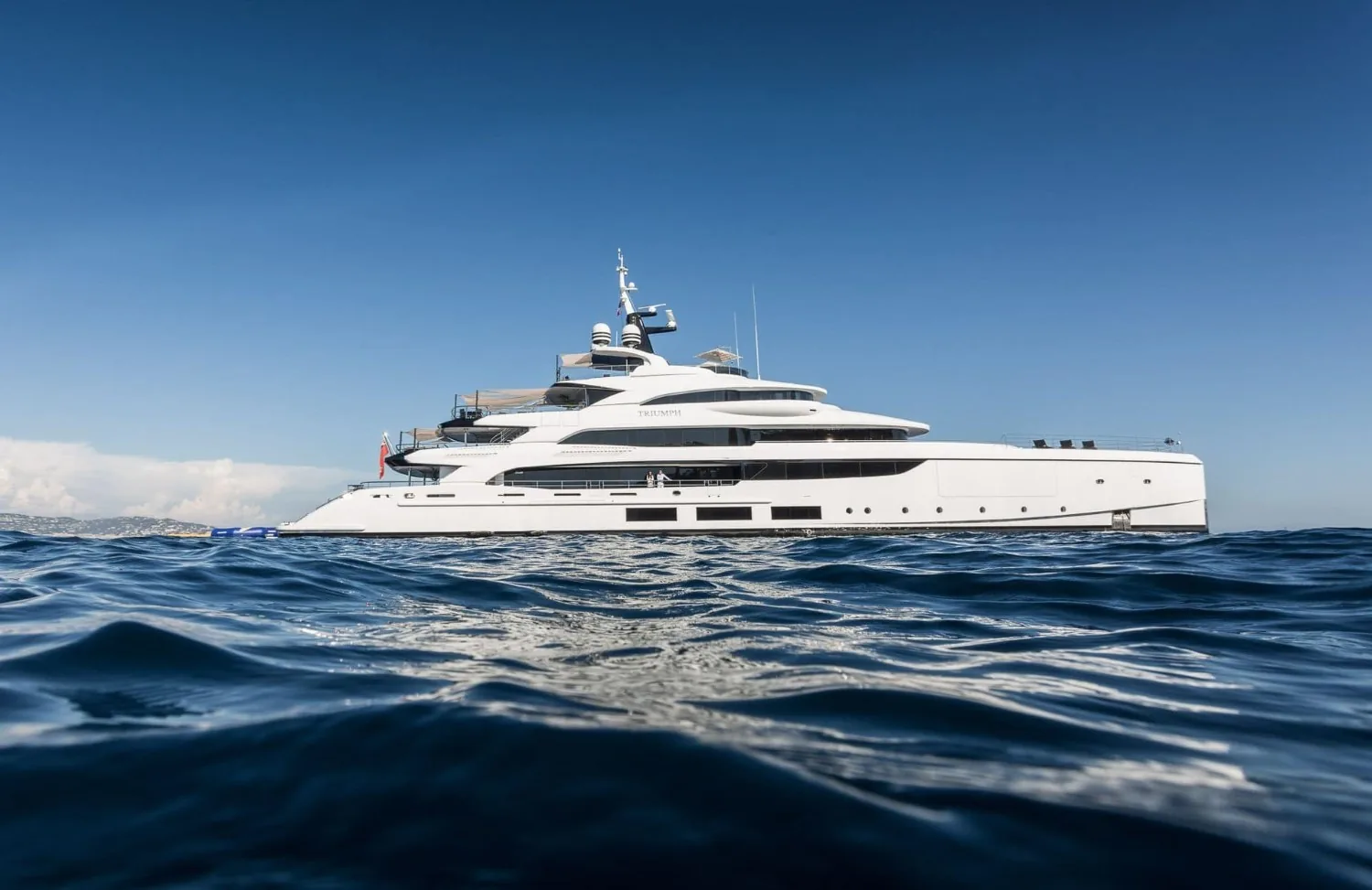 TRIUMPH - photo 2 yacht charter Monaco
