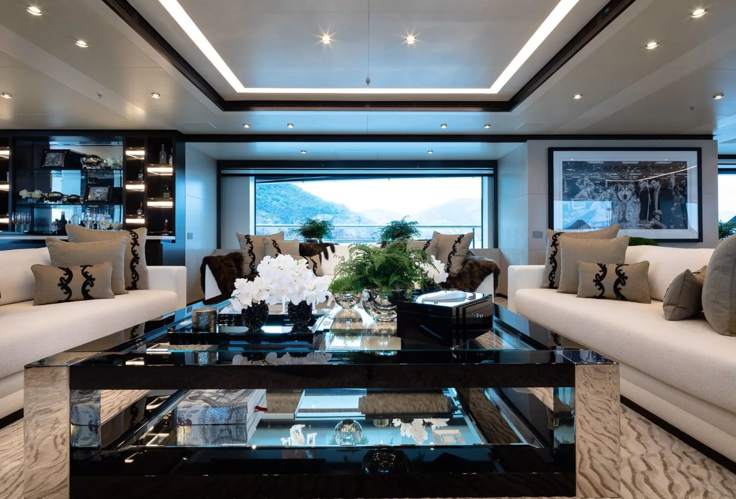 TRIUMPH - photo 19 yacht charter Monaco