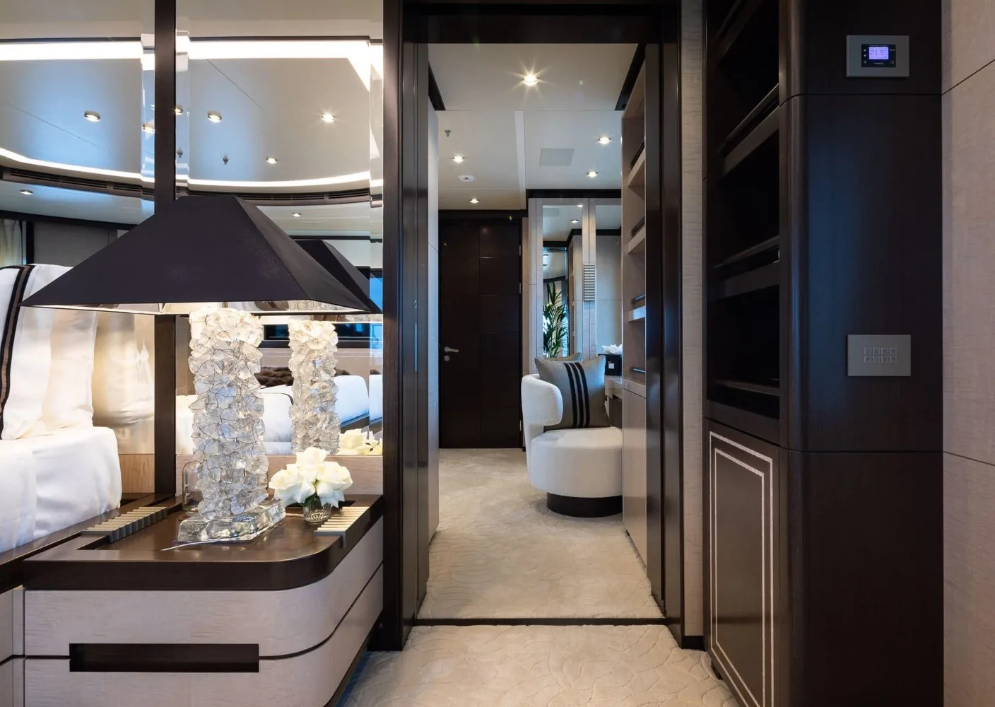 TRIUMPH - photo 39 yacht charter Monaco