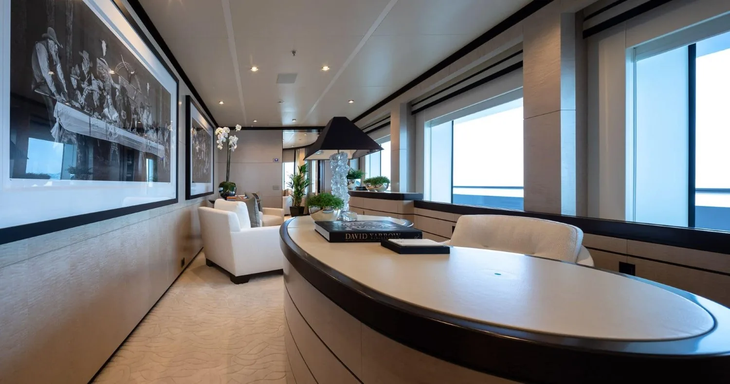 TRIUMPH - photo 41 yacht charter Monaco