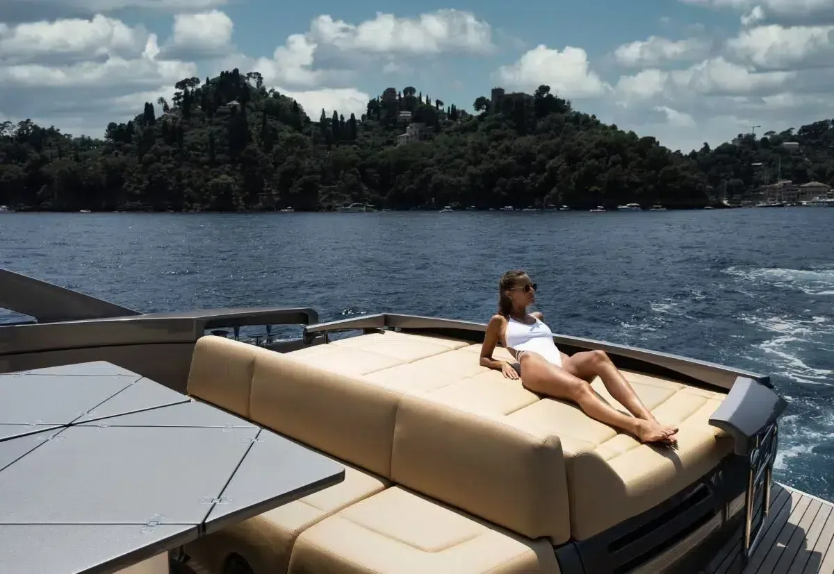 VELES - photo 5 yacht charter Monaco
