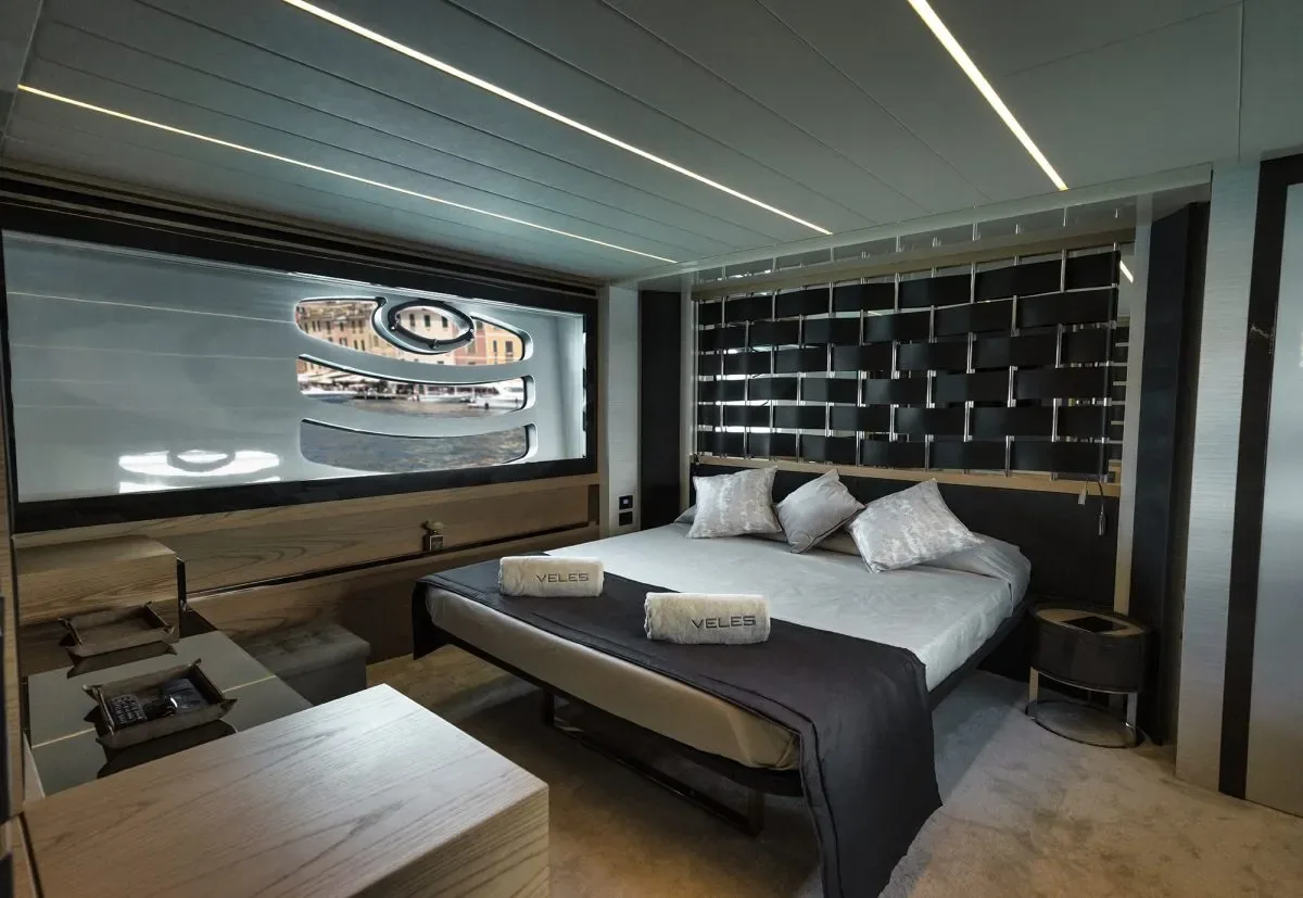 VELES - photo 15 yacht charter Monaco
