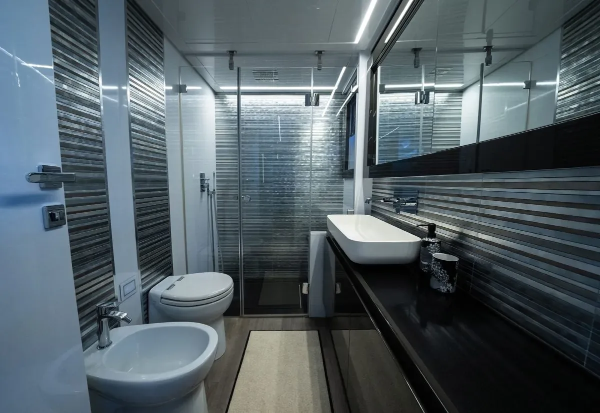 VELES - photo 17 yacht charter Monaco