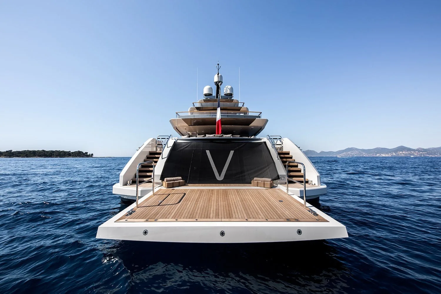 VERTIGE - photo 10 yacht charter Monaco