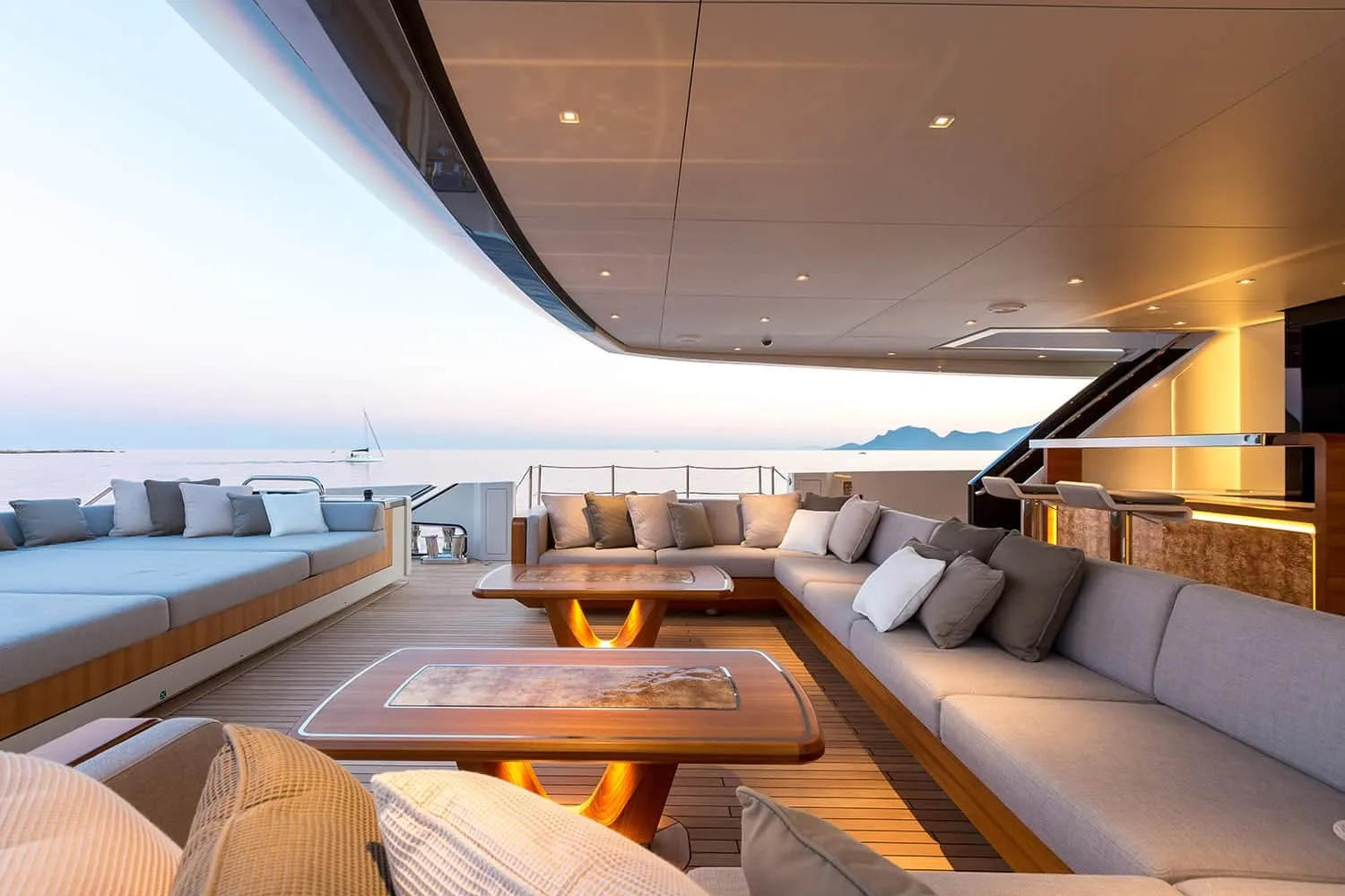 VERTIGE - photo 19 yacht charter Monaco