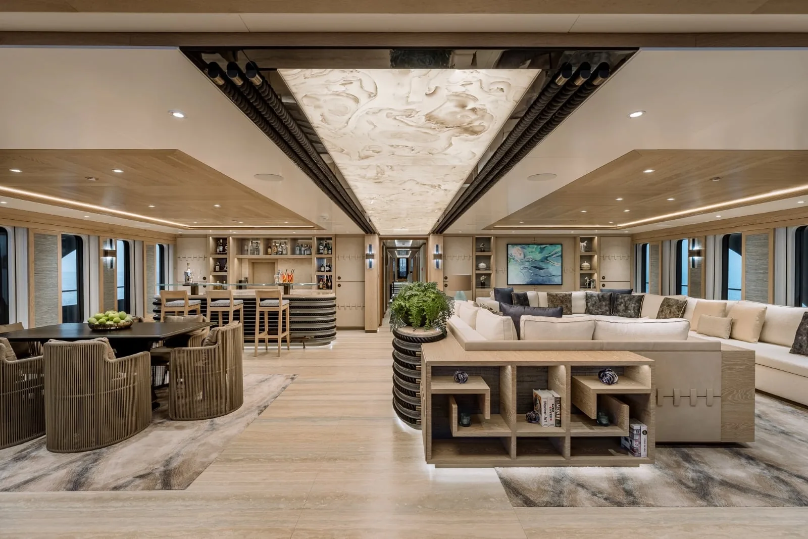 VICTORIOUS - photo 11 yacht charter Monaco