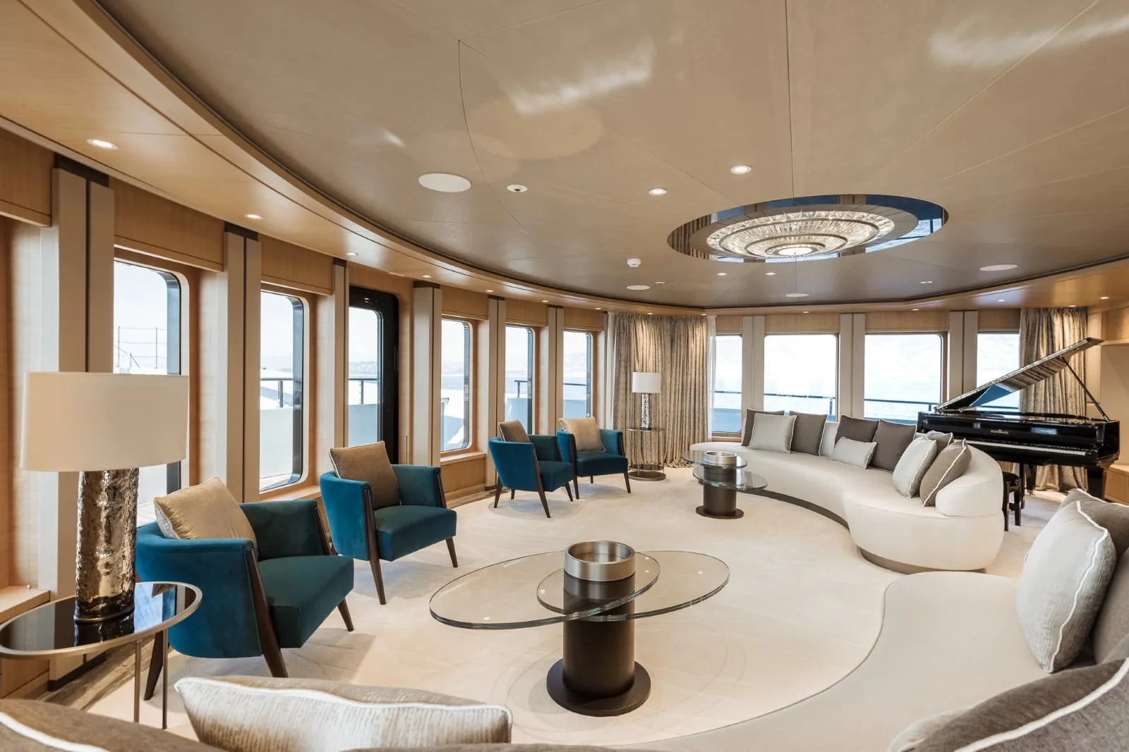 VICTORIOUS - photo 14 yacht charter Monaco