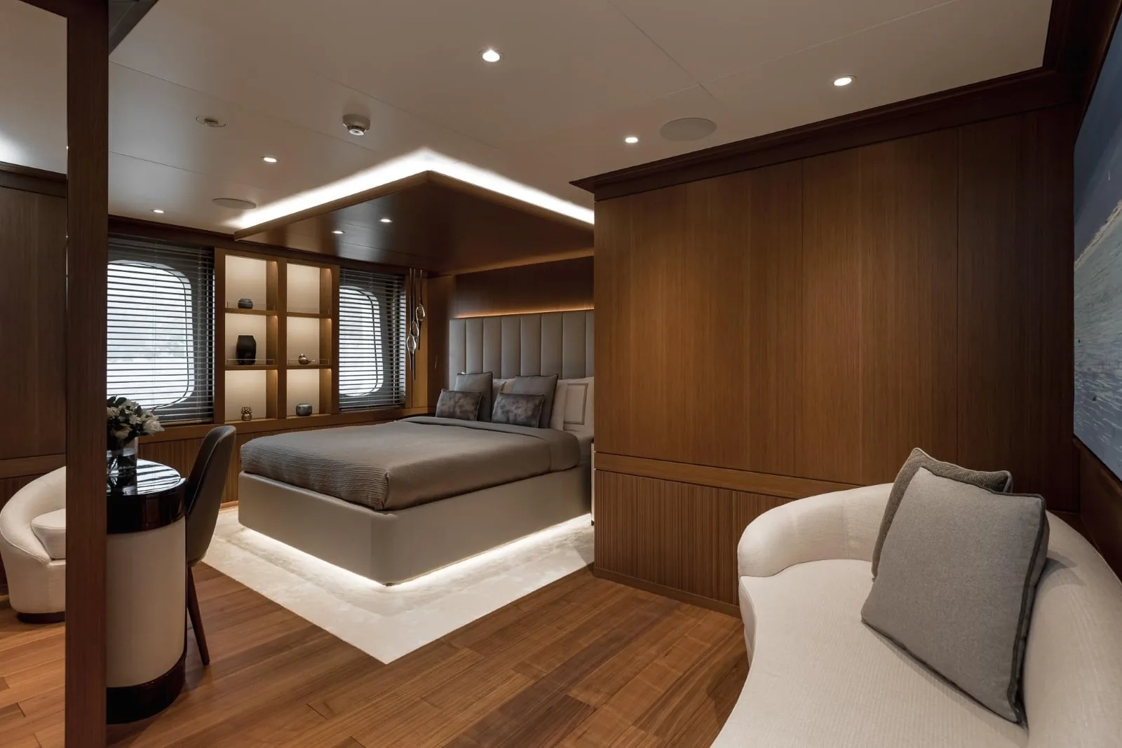 VICTORIOUS - photo 20 yacht charter Monaco