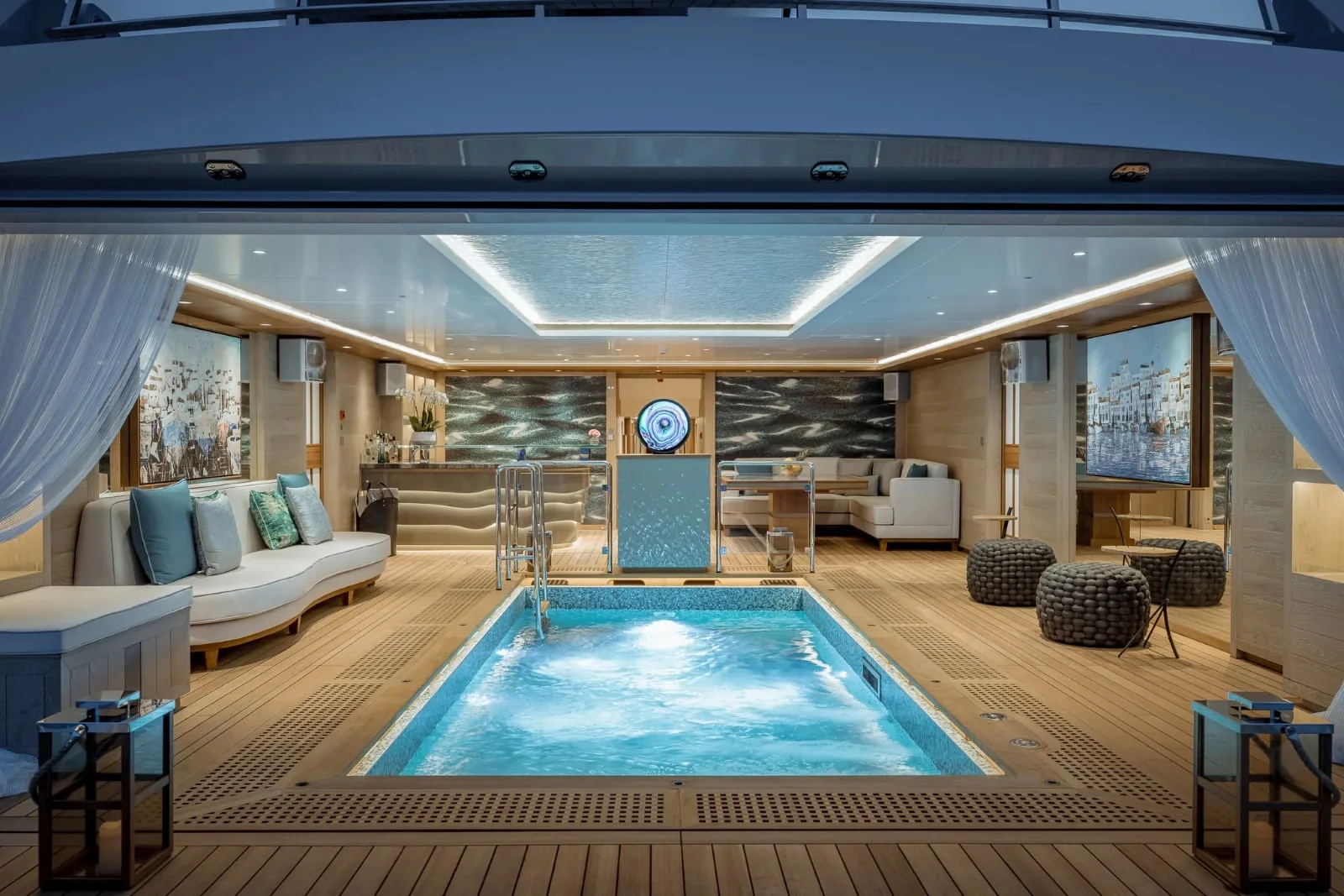 VICTORIOUS - photo 27 yacht charter Monaco