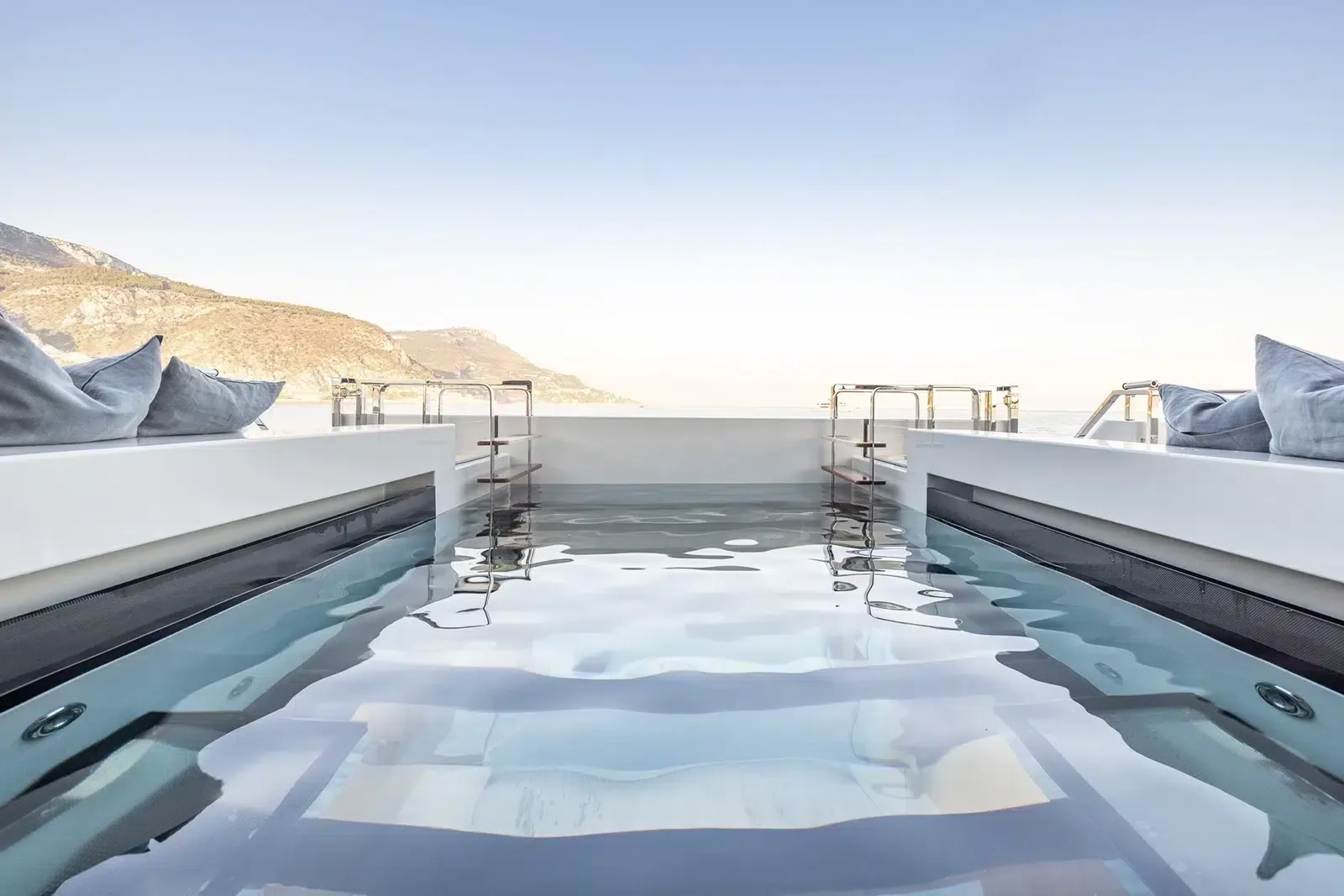 VIRTUOSITY - photo 6 yacht charter Monaco