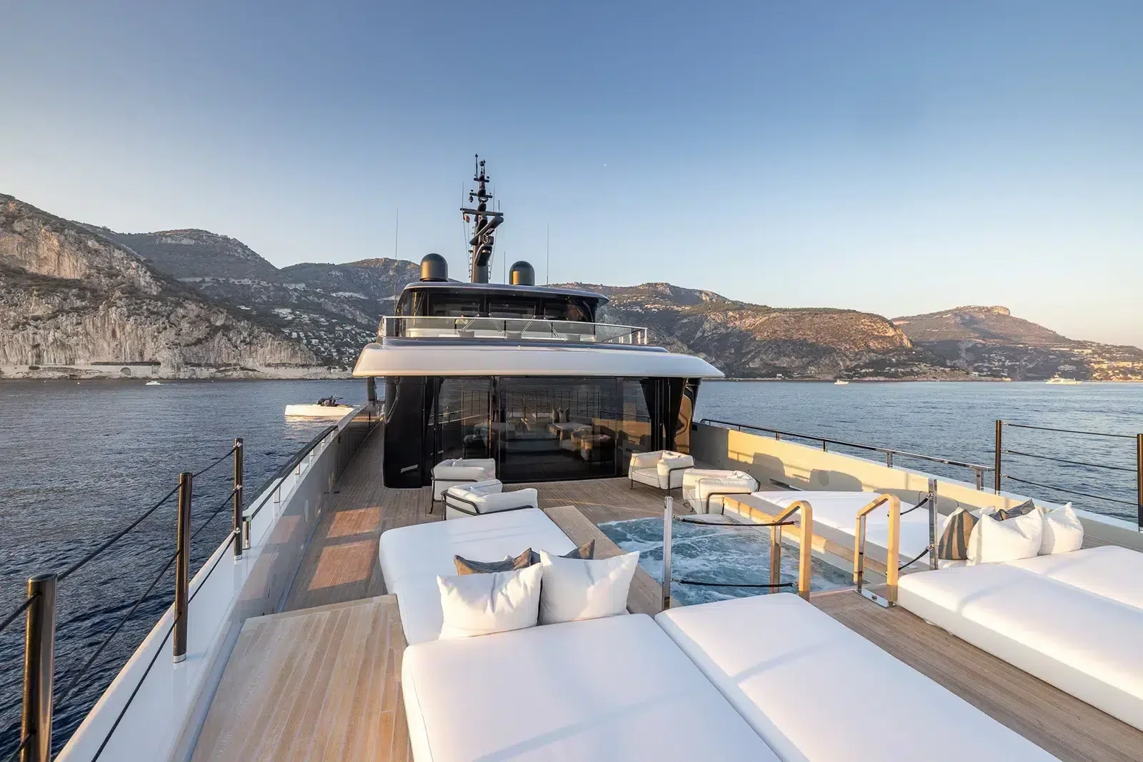 VIRTUOSITY - photo 7 yacht charter Monaco