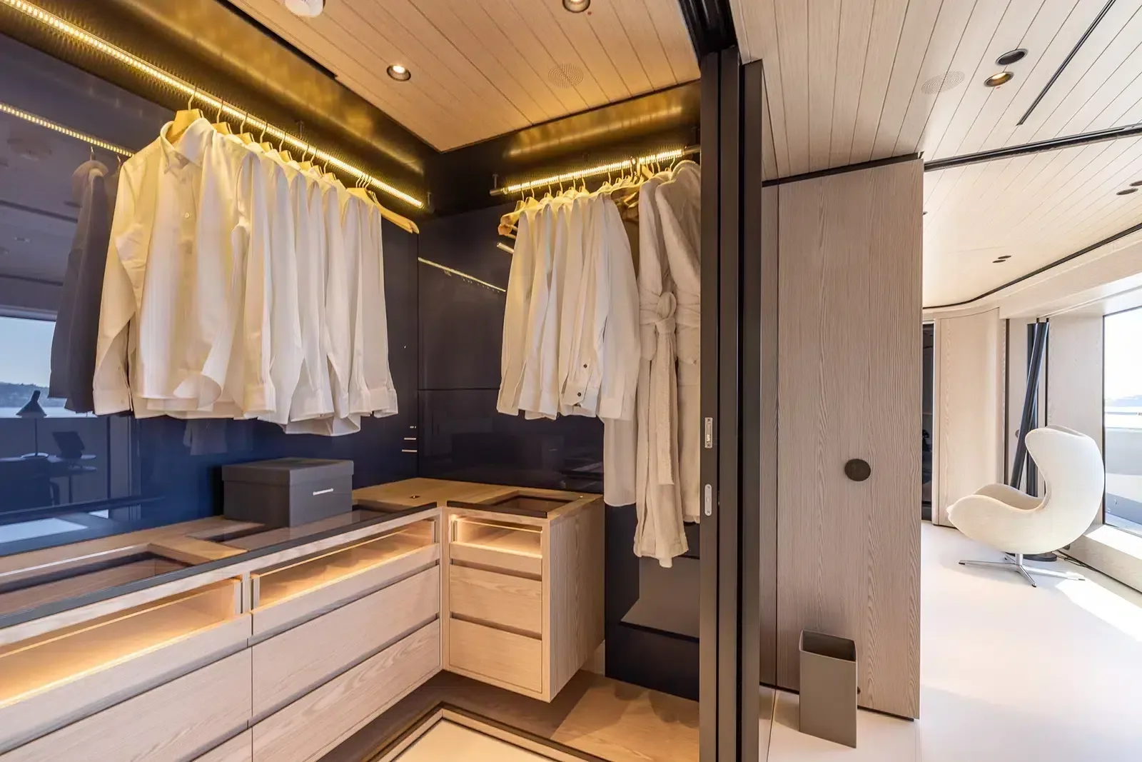 VIRTUOSITY - photo 34 yacht charter Monaco